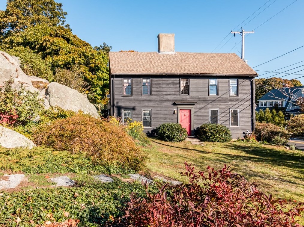 1 Old Salem Rd, Gloucester, MA 01930 exterior