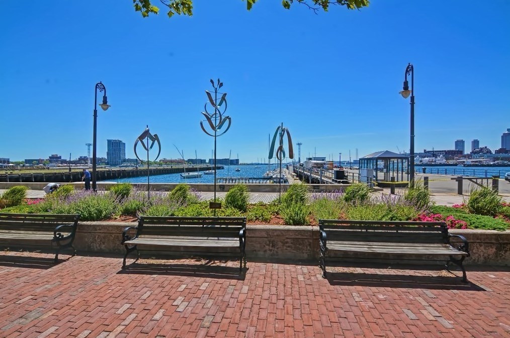 197 8th St, Boston MA  02127-2808 exterior