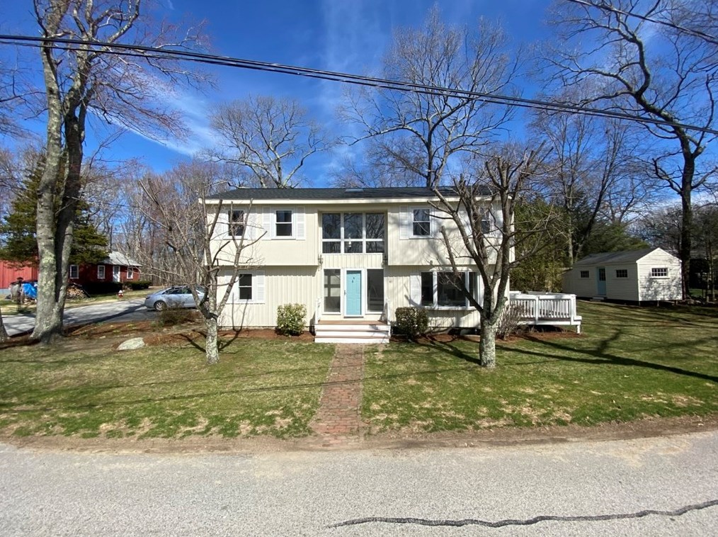 48 Hillcrest Dr, Hopkinton, MA 01748 exterior