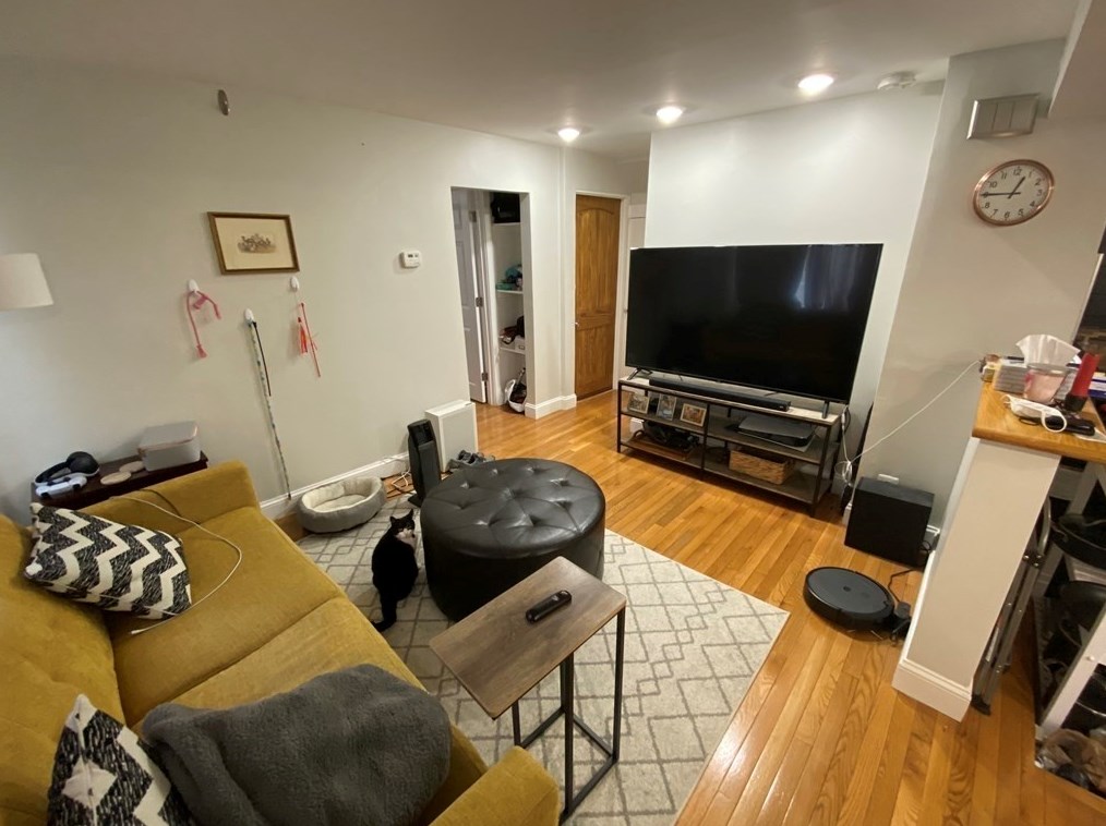 110 Sciarappa St #1, Cambridge, MA 02141