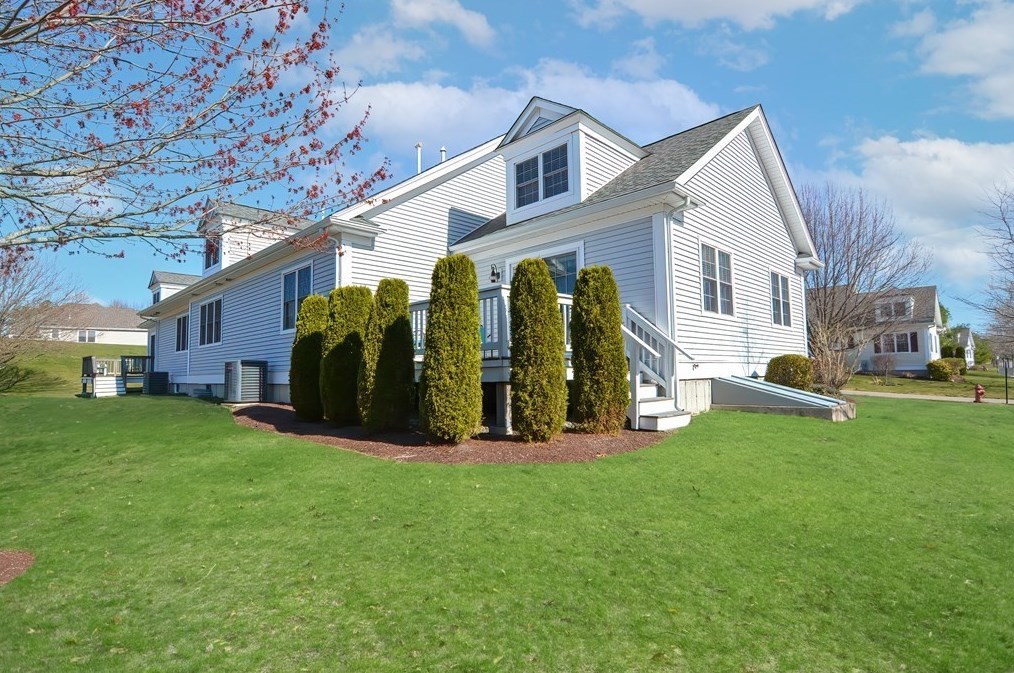 30 Lebaron Blvd, Middleboro, MA 02347 exterior