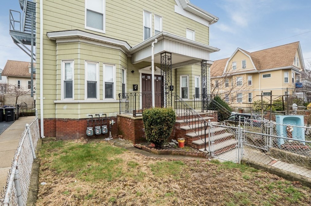 34 Pearl St, Somerville, MA 02145