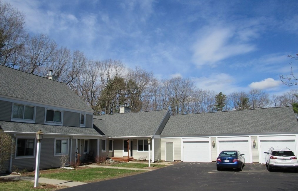 136 Stone Ridge Rd, Franklin, MA 02038 exterior