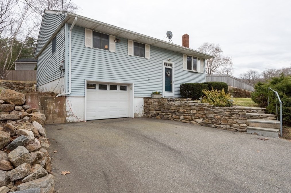 136 Concord St, Gloucester, MA