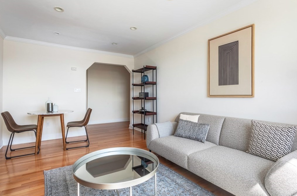 60 Brattle St Apt 703, Cambridge, MA 02138