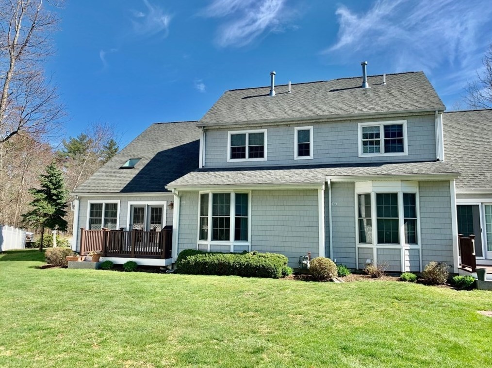 15 Juniper Ln, Hanover, MA 02339 exterior