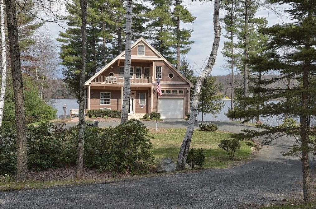 55 Lakeside Dr, West Granville, MA 01034 exterior