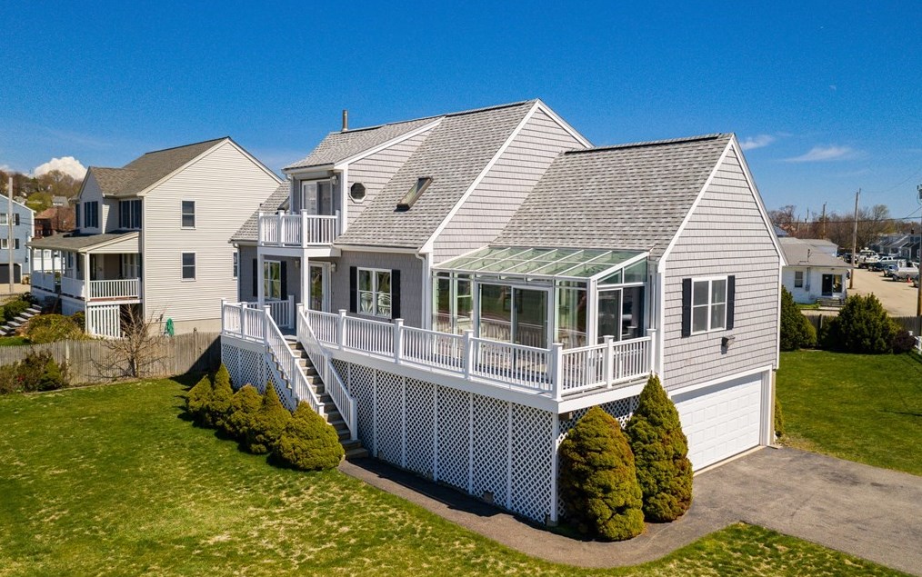 294 Newport Rd, Nantasket-Beach, MA 02045 exterior