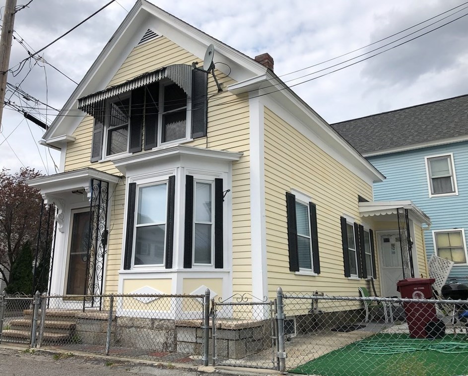 45 L St, Lowell, MA 01850 exterior