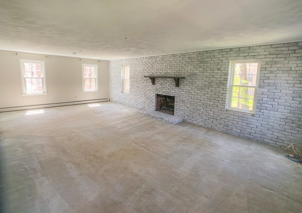 12 Woodchester Dr, Acton, MA 01720