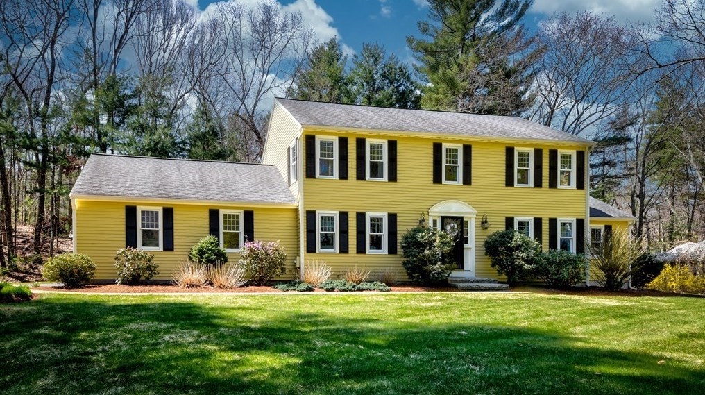 1 Cider Mill Ln, Hopkinton, MA 01748 exterior