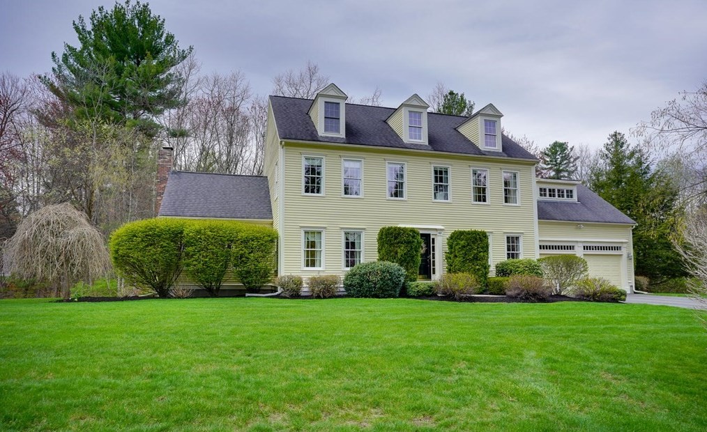 48 Little Pond Rd, Northborough, MA 01532-1687