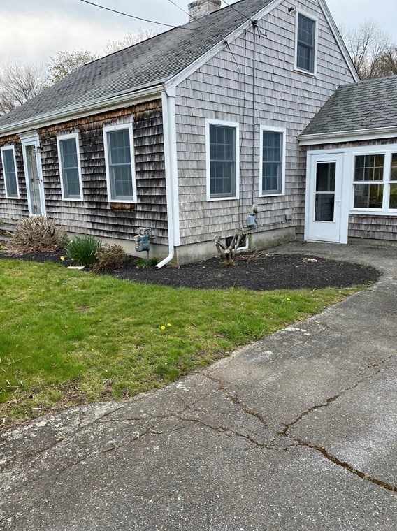 15 George St, Dartmouth, MA 02748 exterior