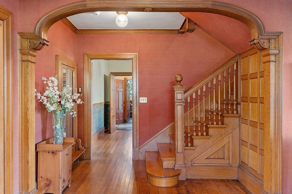 811 Westford St, Lowell, MA 01851 exterior