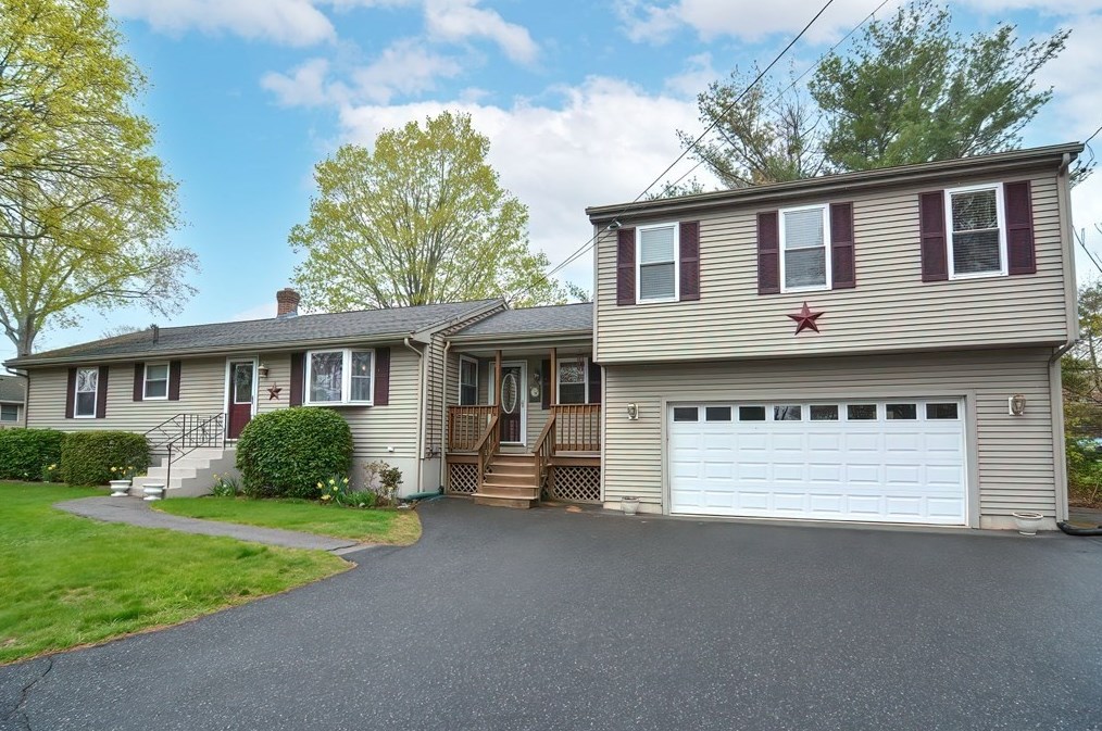 2 Carven Rd, Milford, MA 01757 exterior