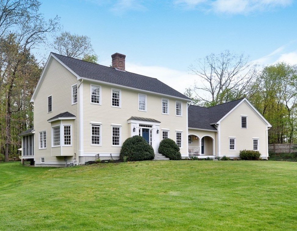 47 Old Concord Rd, Lincoln Center, MA 01773 exterior