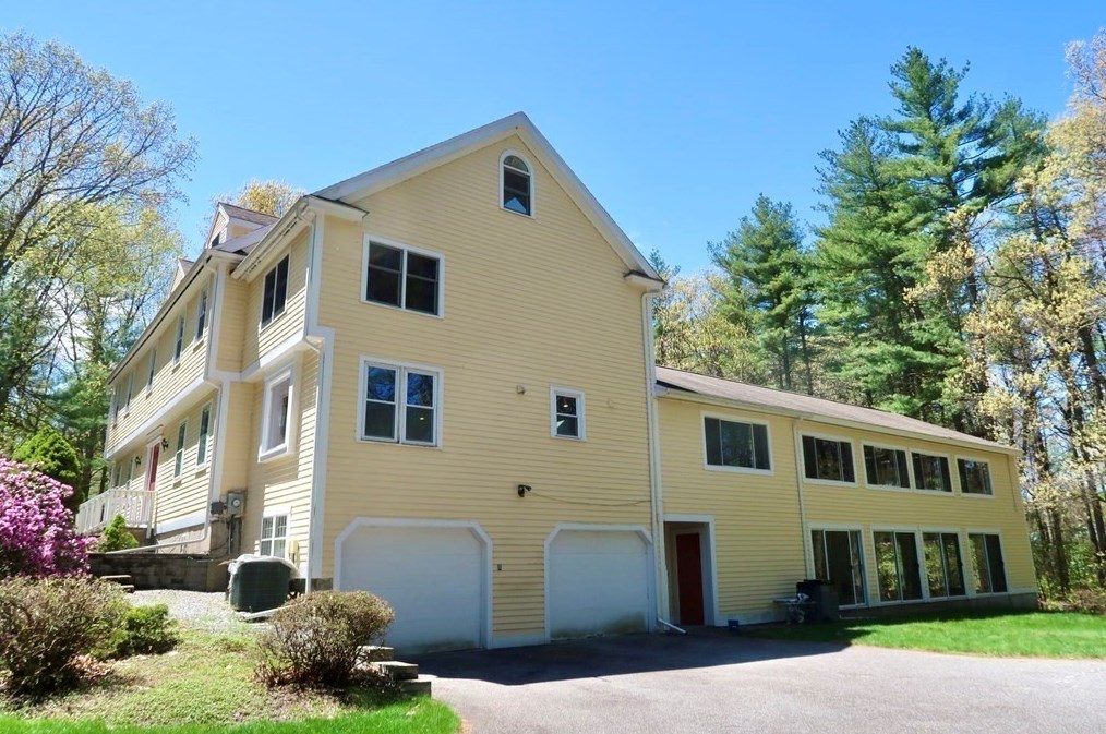 315 Hunters Ridge Rd, Concord, MA exterior