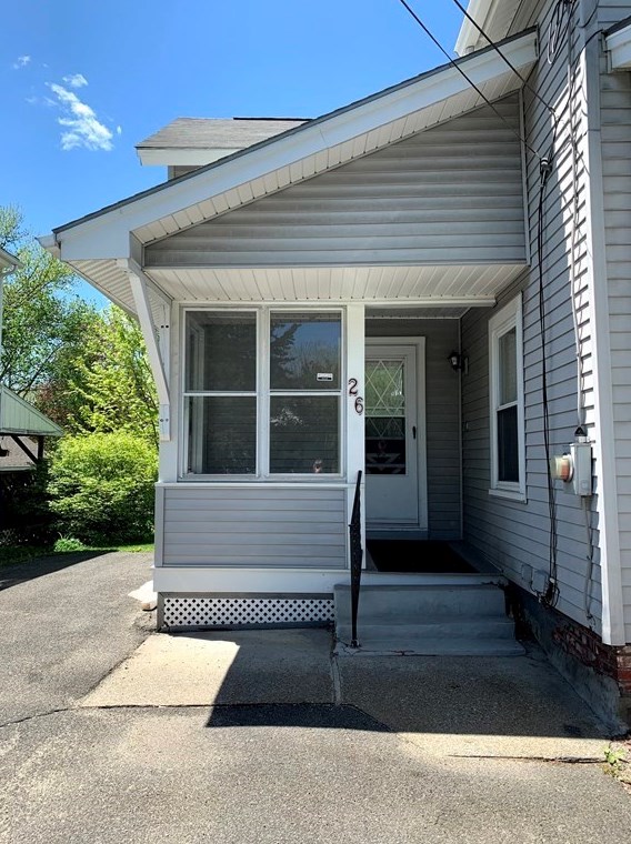 26 Elm St, Greenfield, MA 01301 exterior