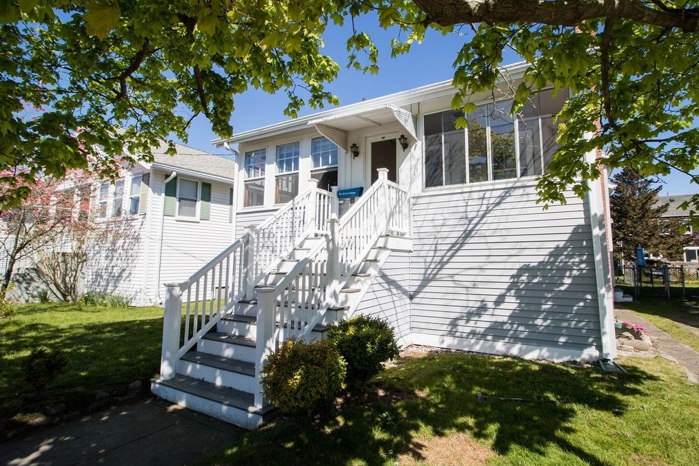 27 Russell St, Nantasket Beach, MA 02045 exterior