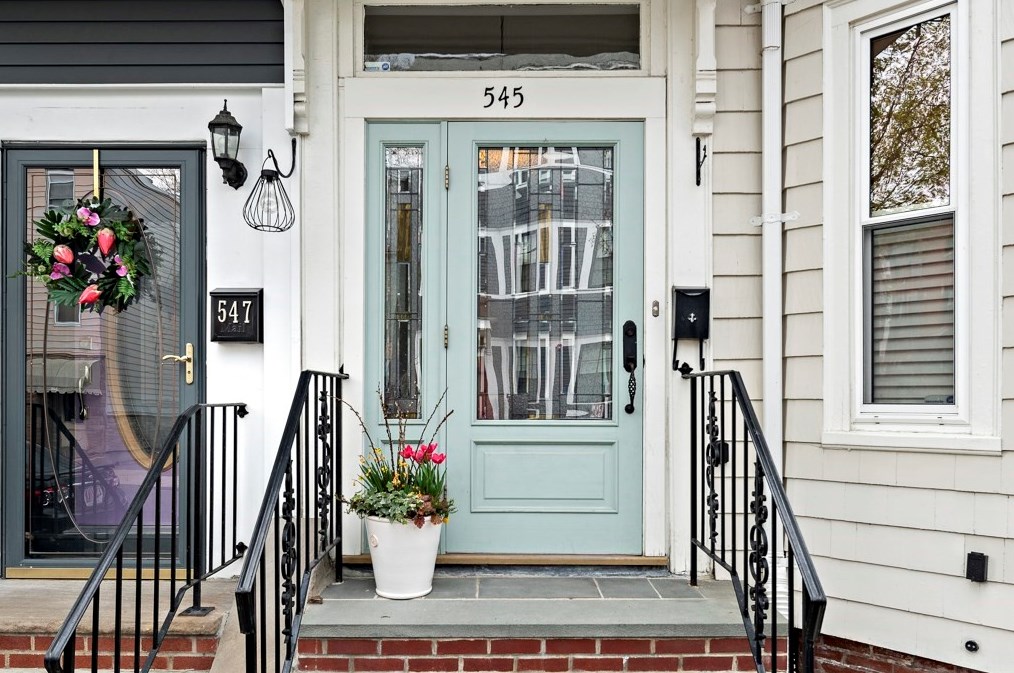 545 6th St, Boston MA  02127-3003 exterior