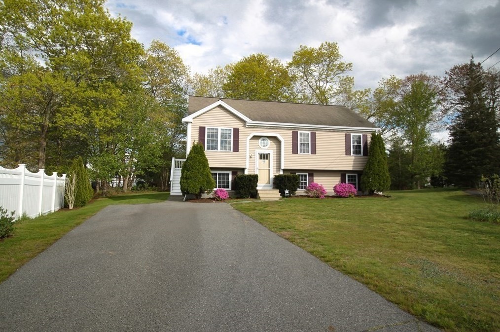 83 Morrison Rd, Taunton, MA 02718 exterior