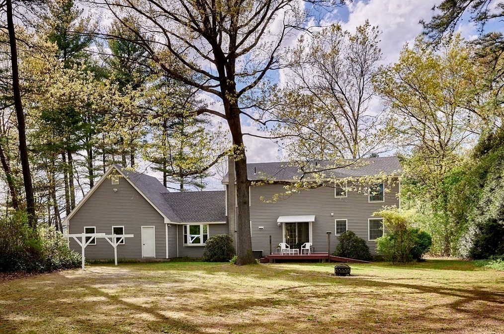 78 Long Plain Rd, Whately, MA 01373-9635