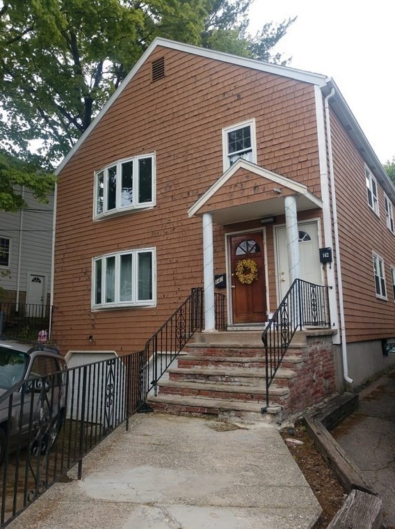 140 Spruce St, Watertown, MA 02472 exterior