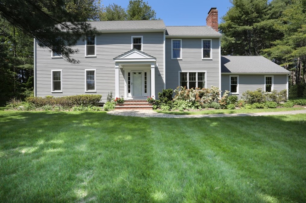 21 Mary Catherine Ln, North Sudbury, MA 01776 exterior