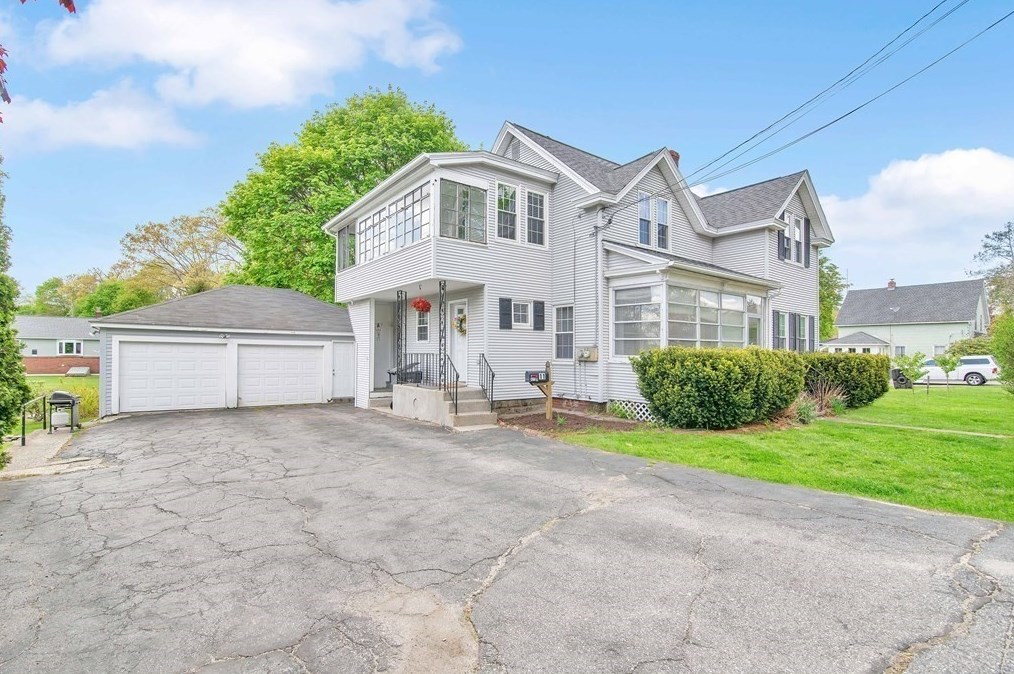 11 Millbury Ave, Millbury, MA 01527