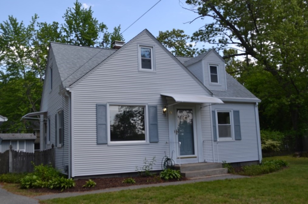 55 Thompson St, East Longmeadow, MA 01028 exterior