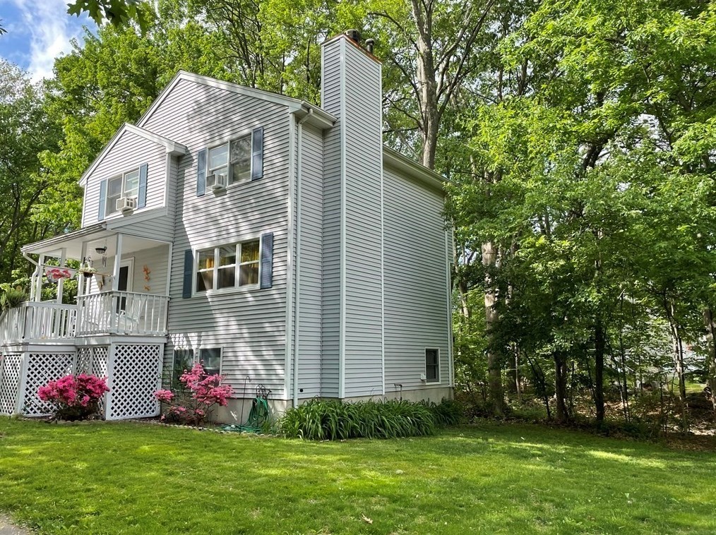 41 Brandon Rd, Haverhill, MA 01832 exterior