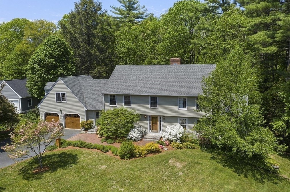 55 Willow Brook Rd, Holden, MA 01520 exterior