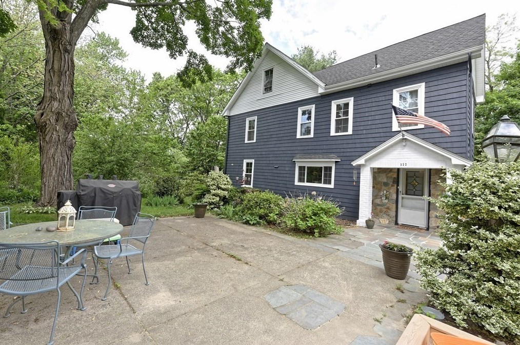 322 Central St, Framingham, MA 01701 exterior