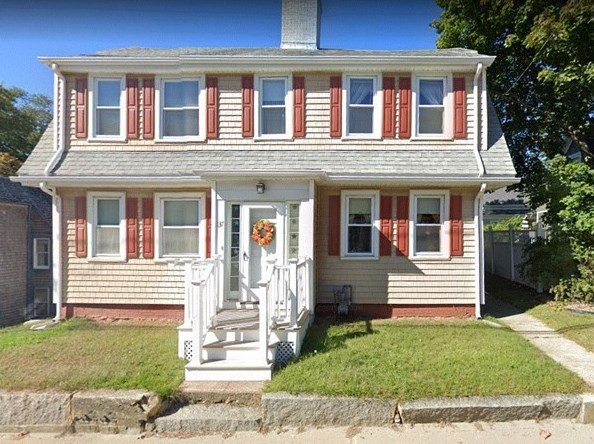 137 Summer St, Plymouth, MA 02360 exterior