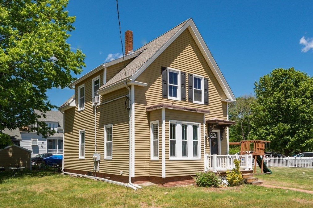 101 Water St, Rockland, MA 02370 exterior