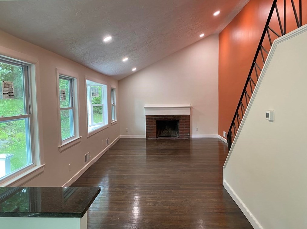 23 Brooks Rd #1, Wayland, MA 01778