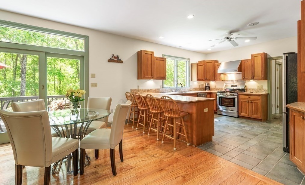 1983 Bay Rd, Sharon, MA 02067 exterior