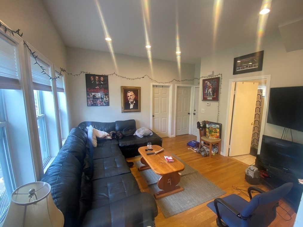 71 Cross St #2, Somerville, MA 02145