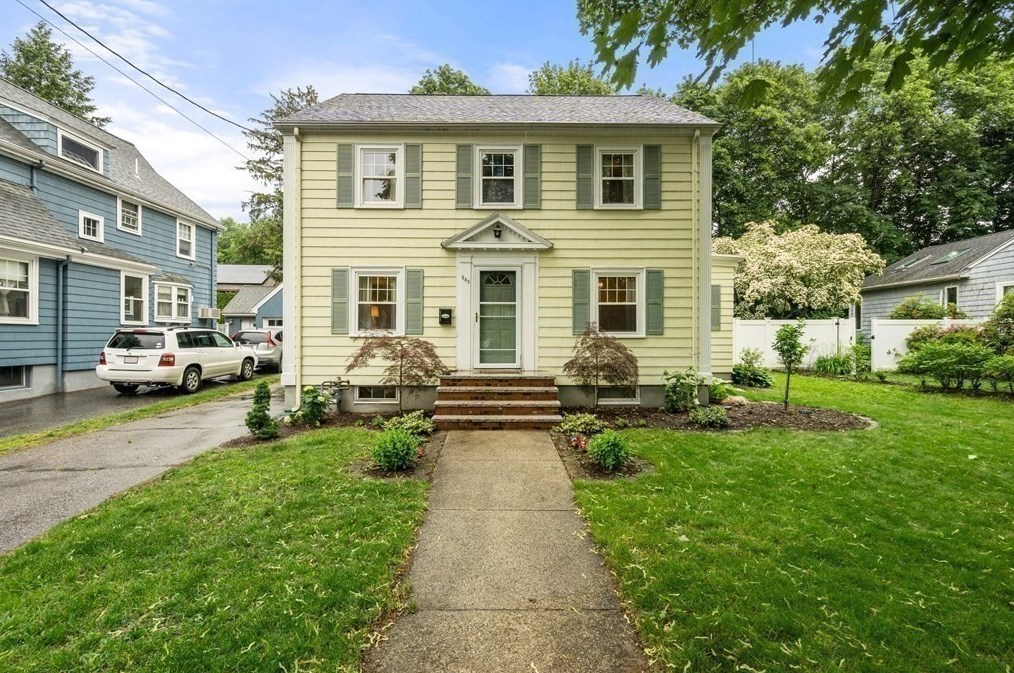 235 Claflin St, Belmont, MA 02478 exterior