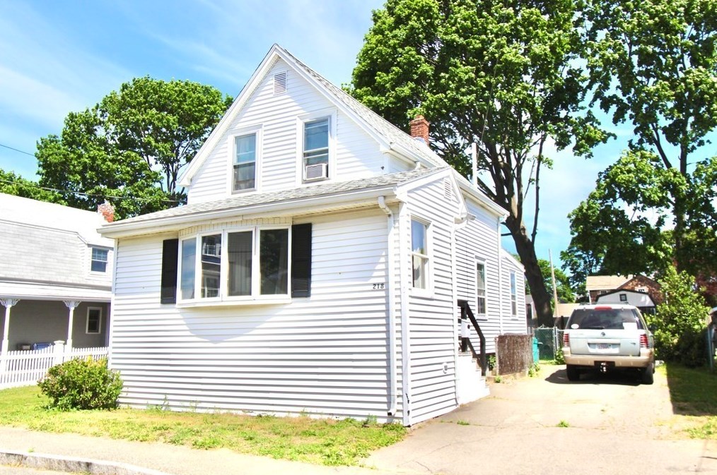 218 Winthrop St, Quincy, MA 02169