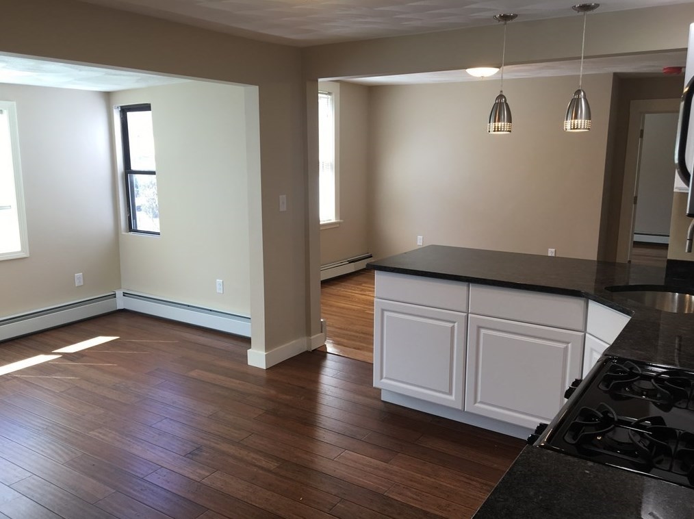114 Cross St #2, Somerville, MA 02145