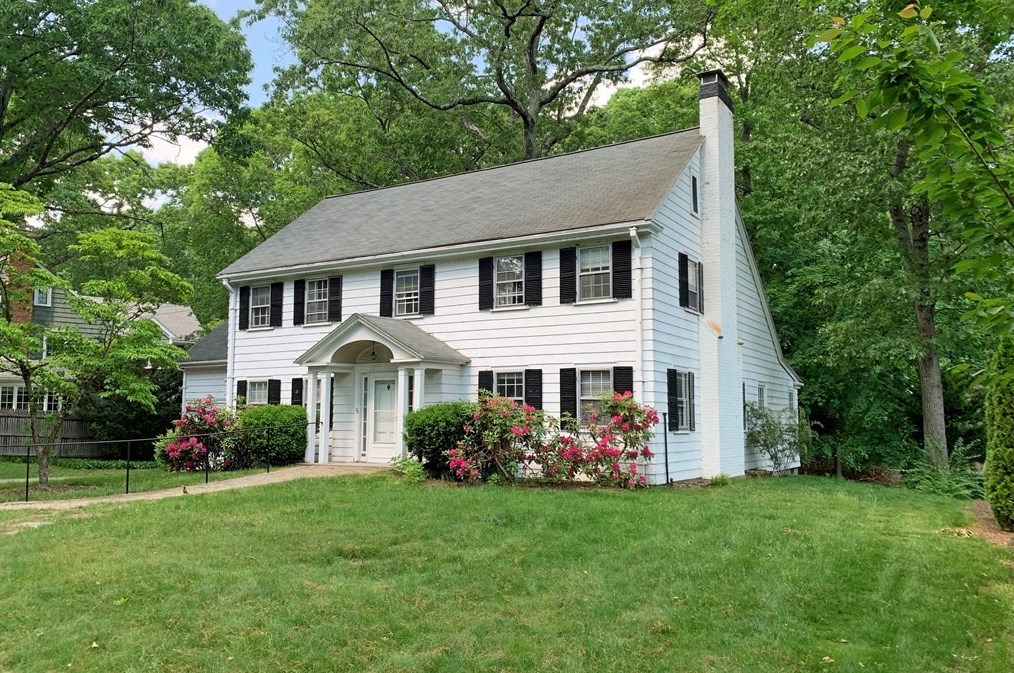 78 Whittier Rd, Wellesley, MA 02481 exterior