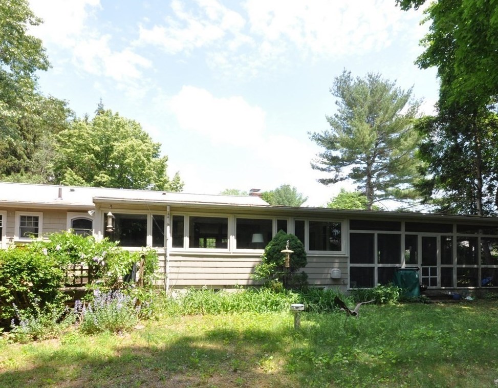 25 Cranefield Rd, West Concord, MA 01742 exterior