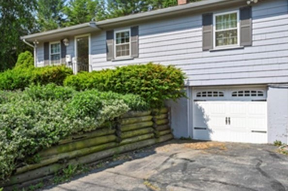 30 Sunnybank Ave, Rockland, MA 02370 exterior