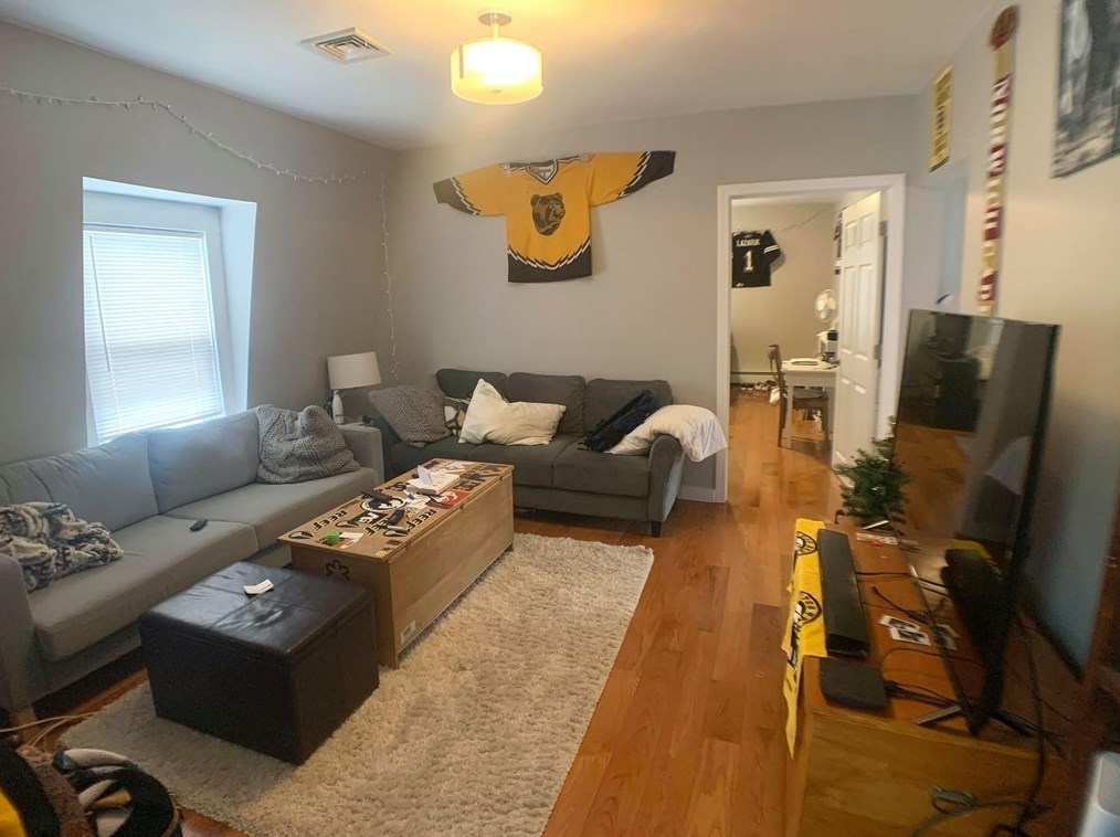 20 Cross St #3, Somerville, MA 02145