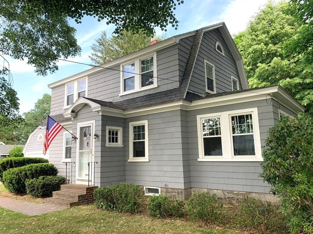 723 Trull Rd, Tewksbury, MA 01876 exterior