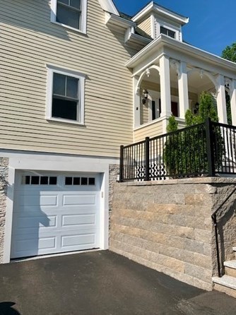 50 Rowe St #2, Newton, MA 02466