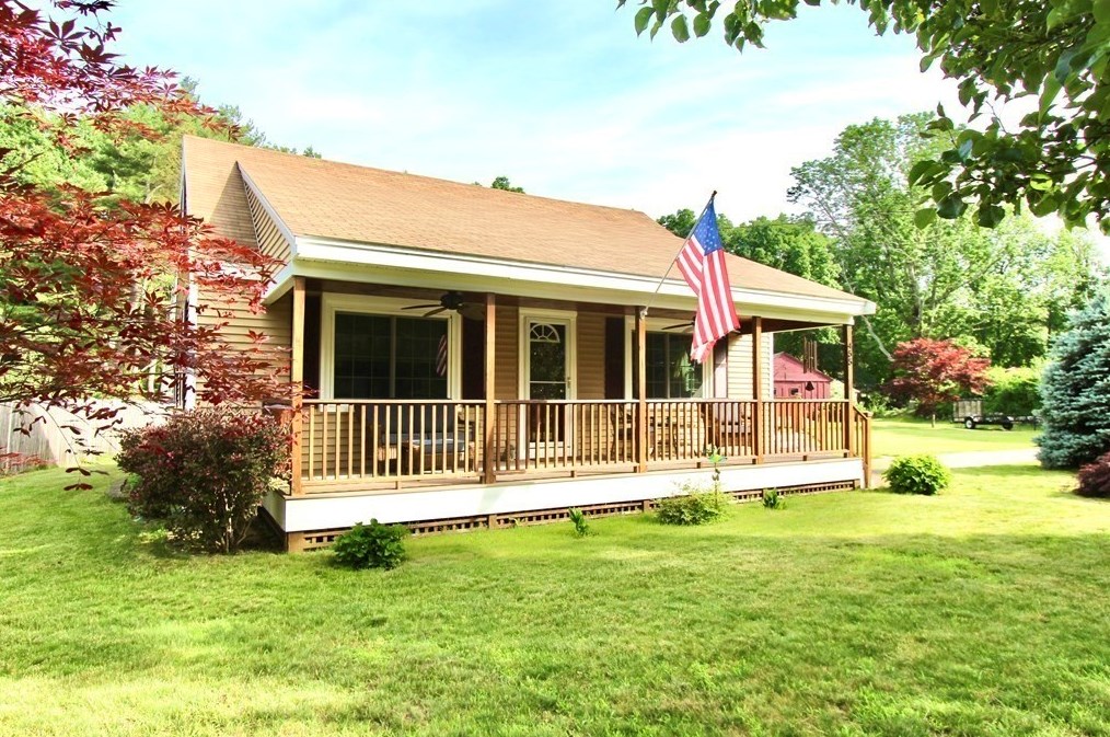 455 North St, Haverhill, MA 01833 exterior