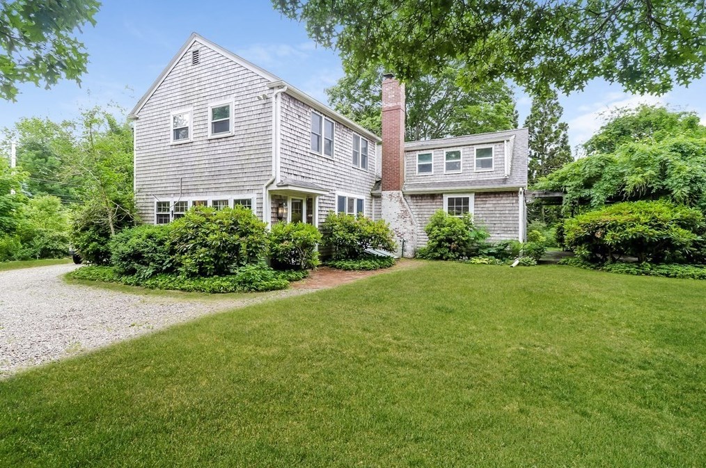 2514 Main St, Barnstable, MA 02668 exterior