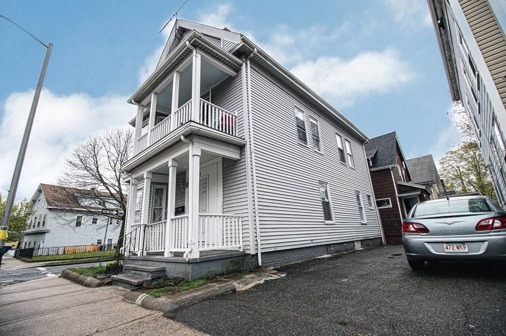 85 Washington St, Lynn, MA 01902-4710